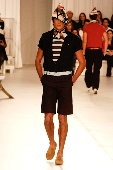 desfiles-marioqueiroz-saopauloverao2006rtw-103
