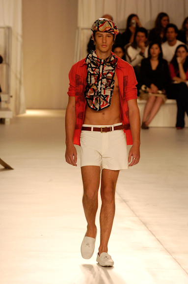 desfiles-marioqueiroz-saopauloverao2006rtw-114