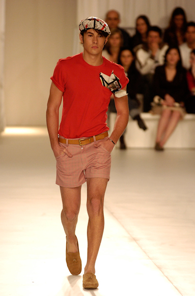 desfiles-marioqueiroz-saopauloverao2006rtw-116