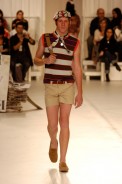 desfiles-marioqueiroz-saopauloverao2006rtw-121