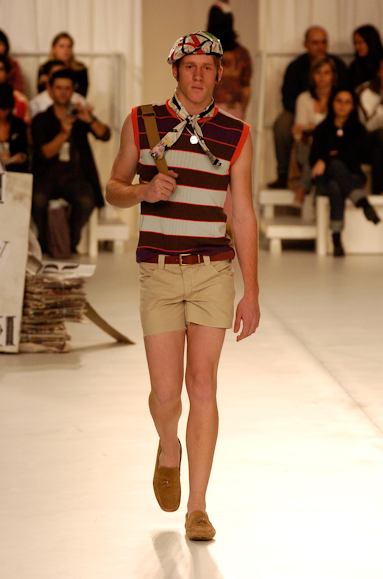 desfiles-marioqueiroz-saopauloverao2006rtw-121