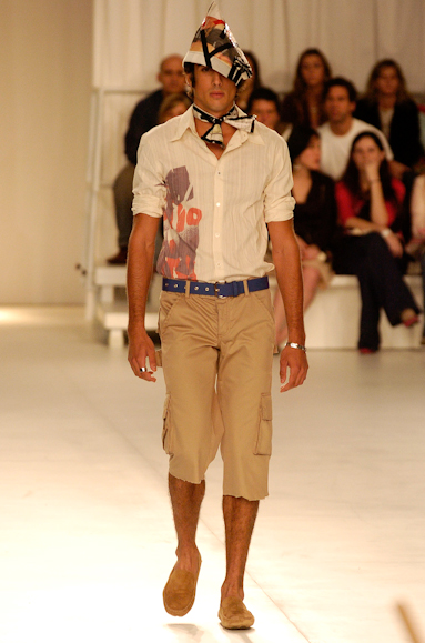 desfiles-marioqueiroz-saopauloverao2006rtw-128