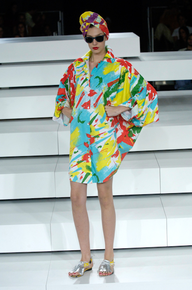desfiles-neon-saopauloverao2006rtw-109