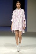 desfiles-reinaldolourenco-saopauloverao2006rtw-107