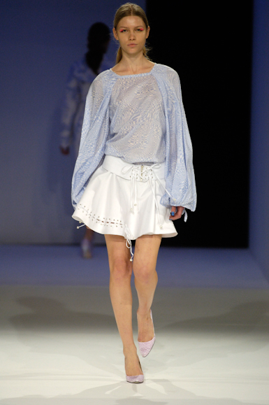 desfiles-reinaldolourenco-saopauloverao2006rtw-108