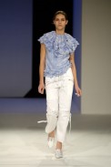 desfiles-reinaldolourenco-saopauloverao2006rtw-122