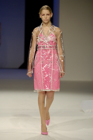desfiles-reinaldolourenco-saopauloverao2006rtw-132