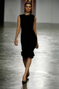 desfiles-samuelcirnasck-saopauloverao2006rtw-102