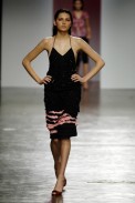 desfiles-samuelcirnasck-saopauloverao2006rtw-107