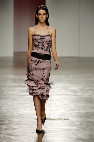desfiles-samuelcirnasck-saopauloverao2006rtw-116