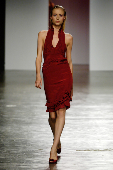 desfiles-samuelcirnasck-saopauloverao2006rtw-128