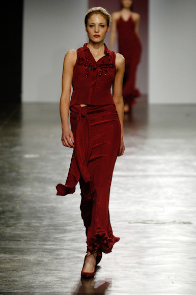 desfiles-samuelcirnasck-saopauloverao2006rtw-129