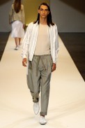 desfiles-uma-saopauloverao2006rtw-108
