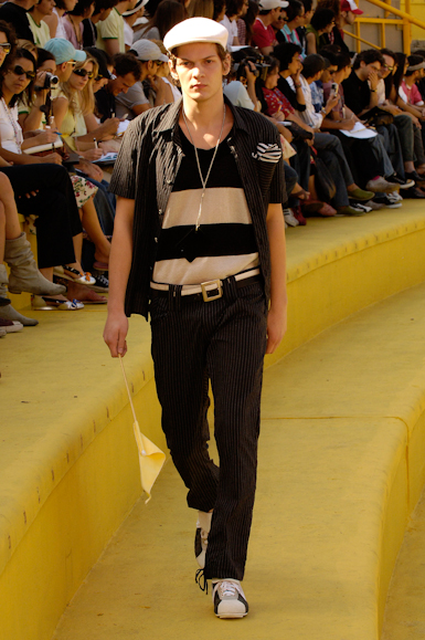 desfiles-vrom-saopauloverao2006rtw-107