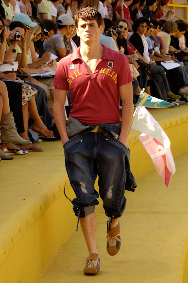 desfiles-vrom-saopauloverao2006rtw-113