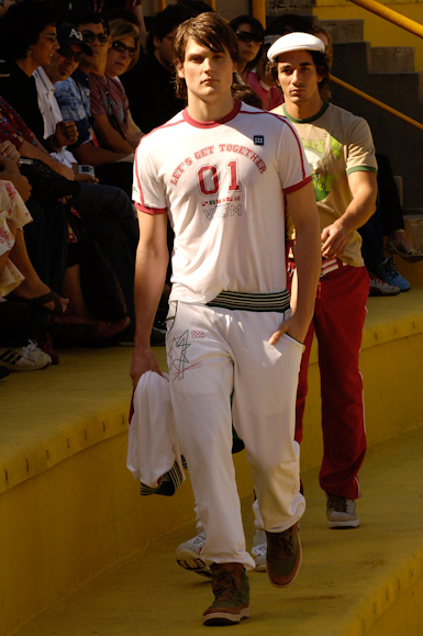 desfiles-vrom-saopauloverao2006rtw-117