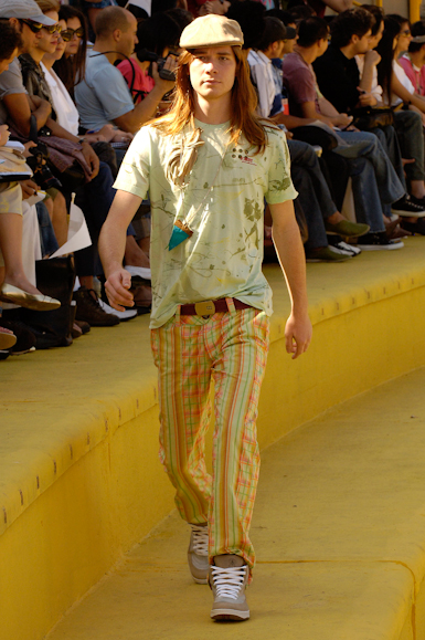 desfiles-vrom-saopauloverao2006rtw-132