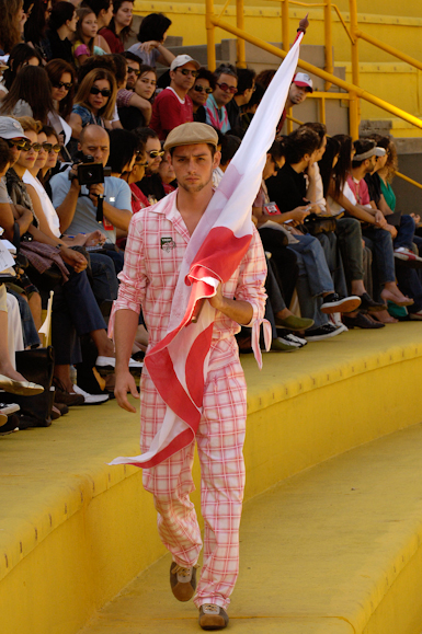 desfiles-vrom-saopauloverao2006rtw-136