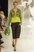 desfiles-cantao-rioinverno2006rtw-100