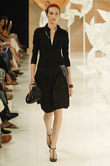 desfiles-cantao-rioinverno2006rtw-114