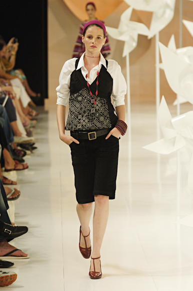 desfiles-cantao-rioinverno2006rtw-116