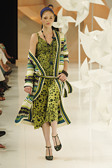 desfiles-cantao-rioinverno2006rtw-121