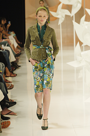 desfiles-cantao-rioinverno2006rtw-125