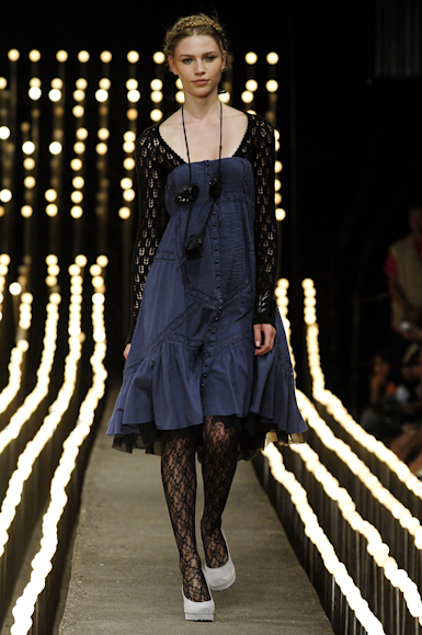 desfiles-colcci-rioinverno2006rtw-106