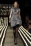 desfiles-colcci-rioinverno2006rtw-108