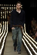 desfiles-colcci-rioinverno2006rtw-109