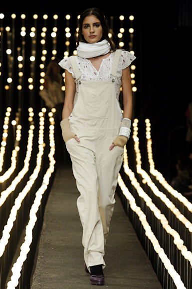 desfiles-colcci-rioinverno2006rtw-142