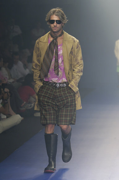 desfiles-complexob-rioinverno2006rtw-113