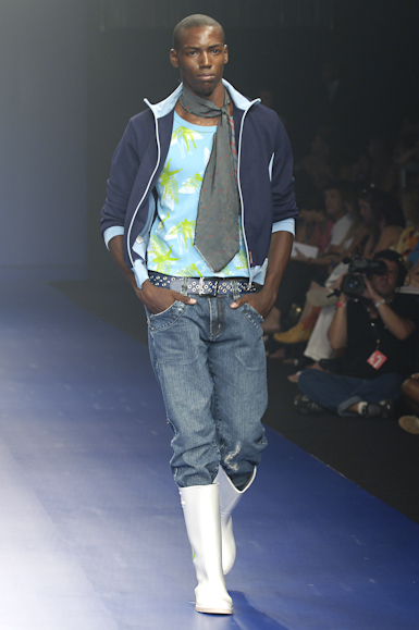 desfiles-complexob-rioinverno2006rtw-134