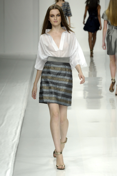 desfiles-gracaottoni-rioinverno2006rtw-120