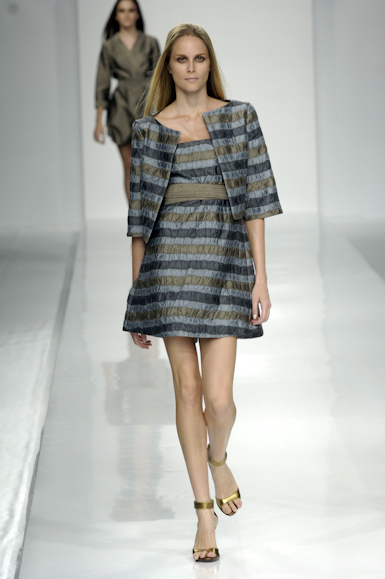 desfiles-gracaottoni-rioinverno2006rtw-121