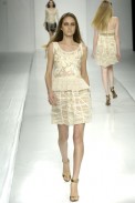 desfiles-gracaottoni-rioinverno2006rtw-126