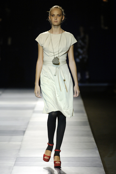 desfiles-mariabonitaextra-rioinverno2006rtw-110