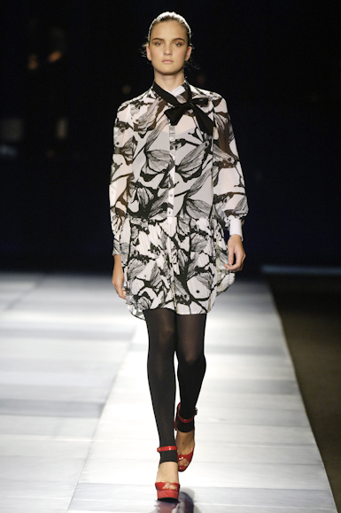 desfiles-mariabonitaextra-rioinverno2006rtw-129
