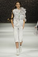 desfiles-melkzda-rioinverno2006rtw-102