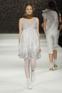desfiles-melkzda-rioinverno2006rtw-103