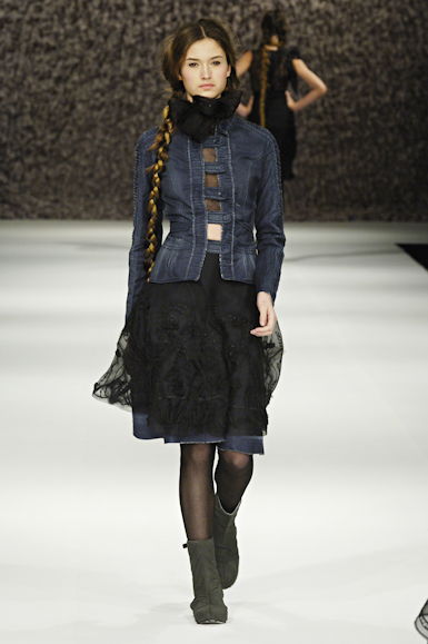 desfiles-melkzda-rioinverno2006rtw-108
