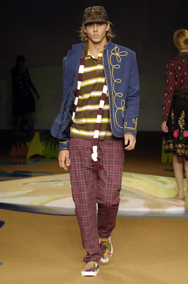 desfiles-redley-rioinverno2006rtw-106