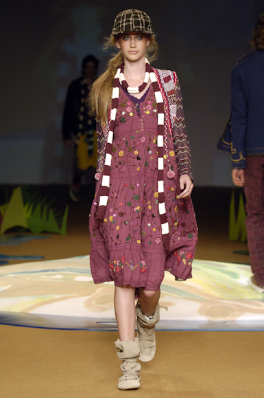 desfiles-redley-rioinverno2006rtw-107
