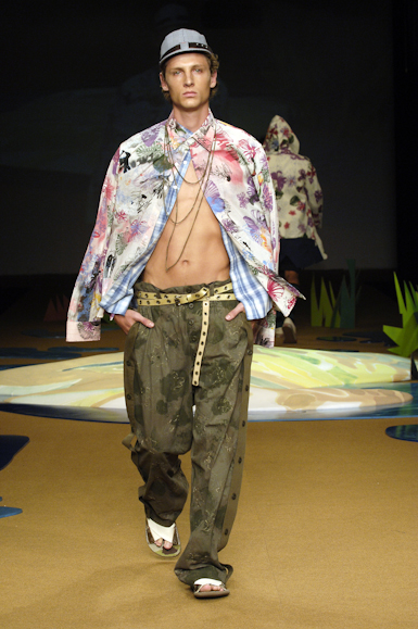 desfiles-redley-rioinverno2006rtw-127
