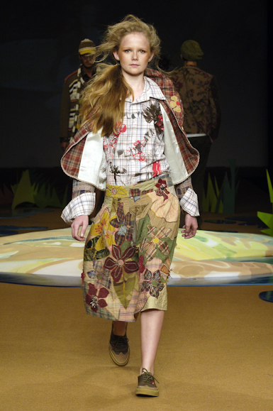 desfiles-redley-rioinverno2006rtw-134