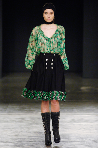 desfiles-aherchcovich-spinverno2006rtw-104