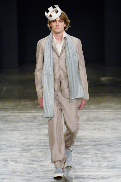 desfiles-aherchcovichmen-spinverno2006rtw-110