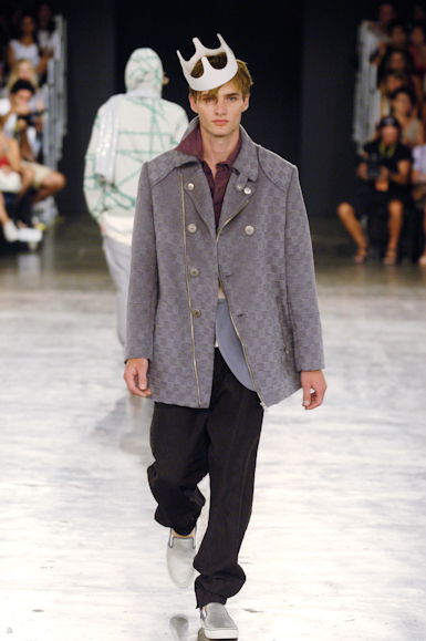 desfiles-aherchcovichmen-spinverno2006rtw-112