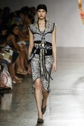 desfiles-erikaikezili-spinverno2006rtw-100