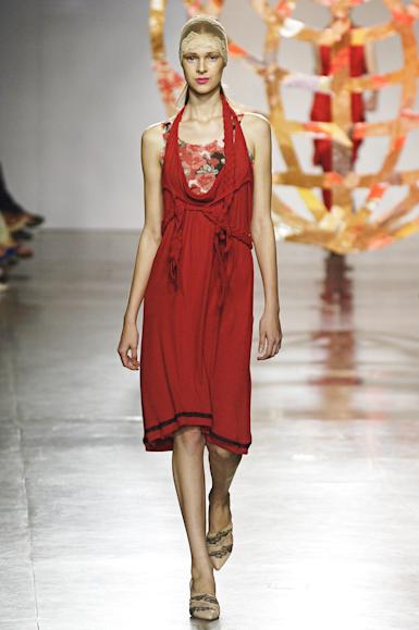 desfiles-erikaikezili-spinverno2006rtw-117